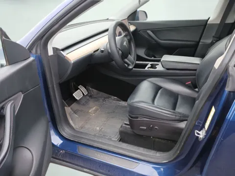 Photos of 2021 Tesla Model Y Performance for sale in Fishers, IN at AutoGiant USA Fishers