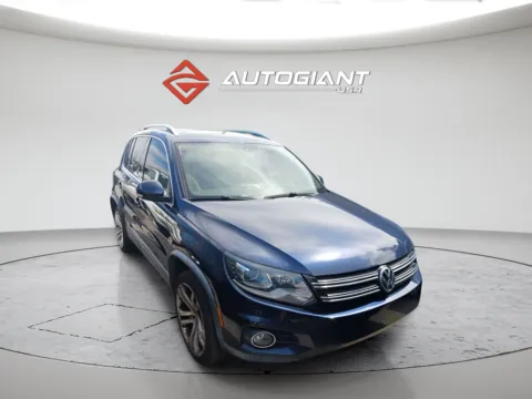 More photos of 2016 Volkswagen Tiguan R-Line at AutoGiant USA Fishers, IN