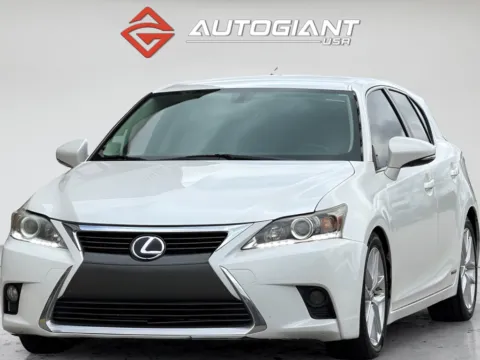 More photos of 2016 Lexus CT 200h at AutoGiant USA Fishers, IN