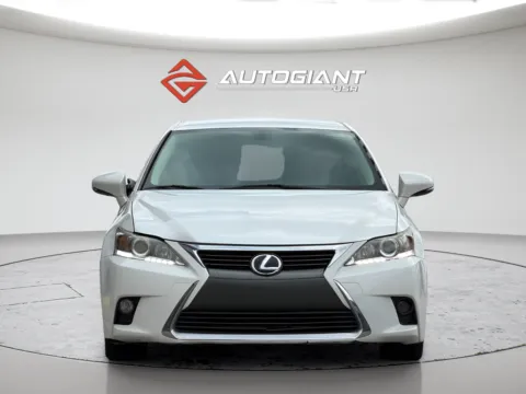 More photos of 2016 Lexus CT 200h at AutoGiant USA Fishers, IN