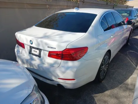 More photos of 2019 BMW 5 Series 530i at AutoGiant USA Fishers, IN