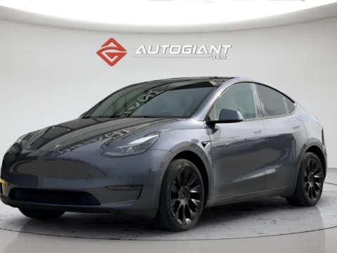 More photos of 2023 Tesla Model Y Long Range at AutoGiant USA Fishers, IN