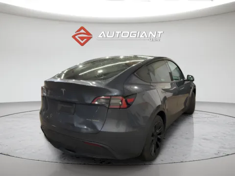 More photos of 2023 Tesla Model Y Long Range at AutoGiant USA Fishers, IN