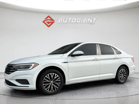 More photos of 2019 Volkswagen Jetta SEL at AutoGiant USA Fishers, IN