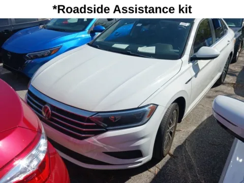 White 2019 Volkswagen Jetta SEL for sale in Fishers, IN