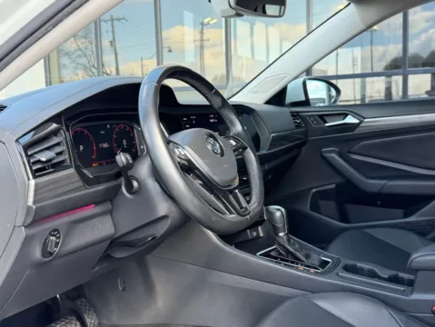 Photos of 2019 Volkswagen Jetta SEL for sale in Fishers, IN at AutoGiant USA Fishers