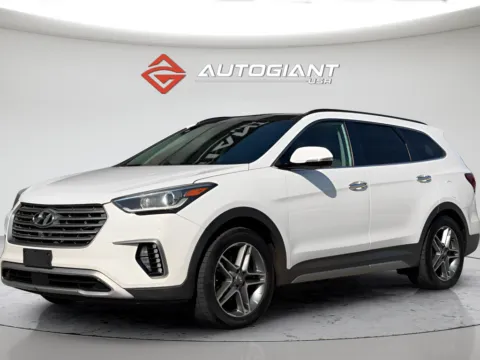 More photos of 2017 Hyundai Santa Fe Limited Ultimate at AutoGiant USA Fishers, IN