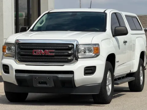 More photos of 2016 GMC Canyon at AutoGiant USA Fishers, IN