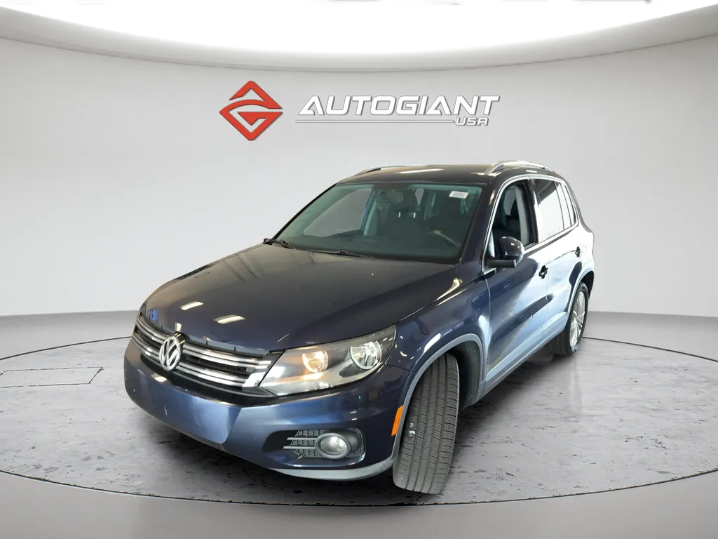 Blue 2014 Volkswagen Tiguan SE for sale in Fishers, IN