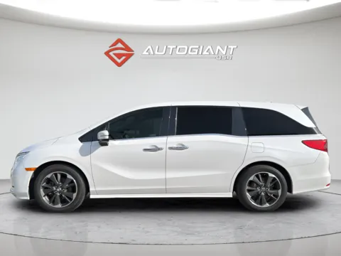 More photos of 2023 Honda Odyssey Elite at AutoGiant USA Fishers, IN