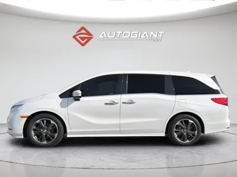 More photos of 2023 Honda Odyssey Elite at AutoGiant USA Fishers, IN