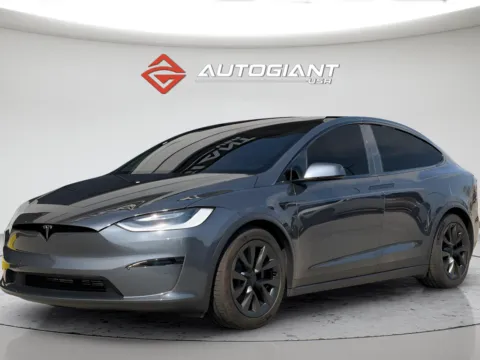 More photos of 2022 Tesla Model X at AutoGiant USA Fishers, IN