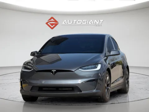 More photos of 2022 Tesla Model X at AutoGiant USA Fishers, IN