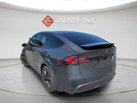 More photos of 2022 Tesla Model X at AutoGiant USA Fishers, IN