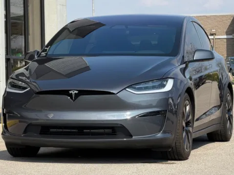 More photos of 2022 Tesla Model X at AutoGiant USA Fishers, IN