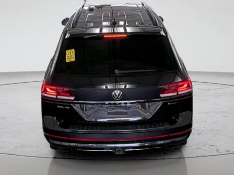 More photos of 2023 Volkswagen Atlas 3.6L V6 SEL R-Line at AutoGiant USA Fishers, IN