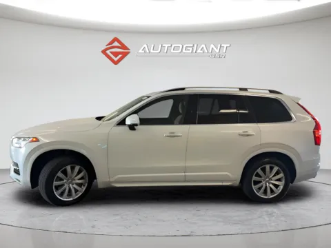 Another view of 2018 Volvo XC90 T6 Momentum for sale in Fishers, IN at AutoGiant USA Fishers