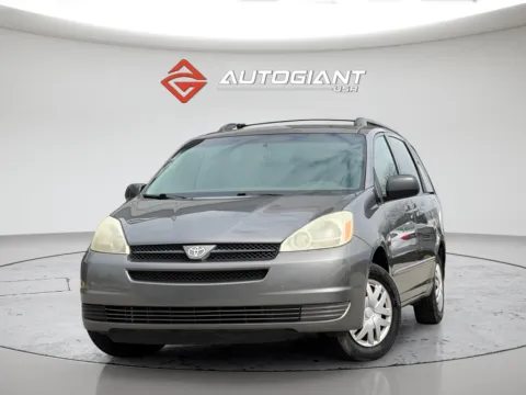 Silver 2005 Toyota Sienna for sale in Fishers, IN