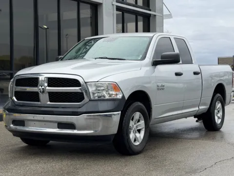 More photos of 2017 Ram 1500 Tradesman at AutoGiant USA Fishers, IN