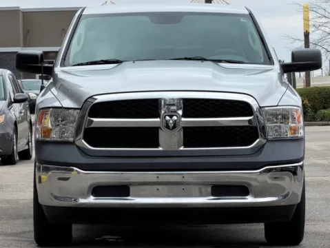 More photos of 2017 Ram 1500 Tradesman at AutoGiant USA Fishers, IN