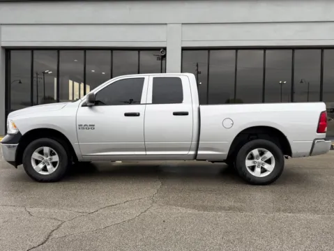 More photos of 2017 Ram 1500 Tradesman at AutoGiant USA Fishers, IN