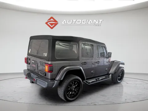 More photos of 2018 Jeep Wrangler Unlimited Rubicon at AutoGiant USA Fishers, IN
