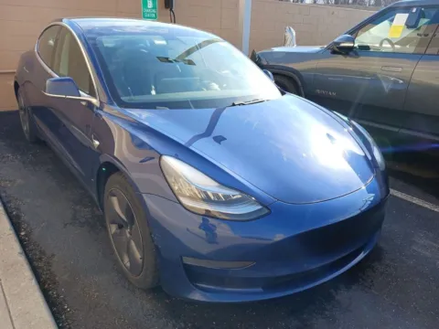 More photos of 2019 Tesla Model 3 Long Range at AutoGiant USA Fishers, IN