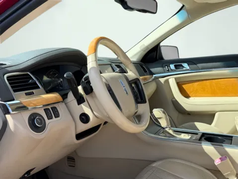 Photos of 2010 Lincoln MKS for sale in Fishers, IN at AutoGiant USA Fishers