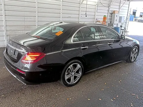 More photos of 2017 Mercedes-Benz E-Class E 300 at AutoGiant USA Fishers, IN