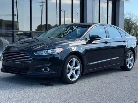 More photos of 2014 Ford Fusion SE at AutoGiant USA Fishers, IN