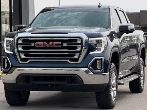 More photos of 2021 GMC Sierra 1500 SLT at AutoGiant USA Fishers, IN