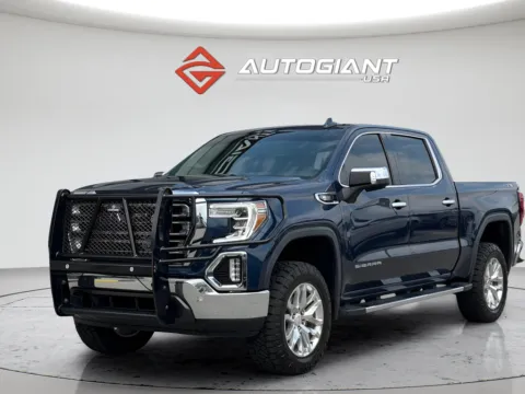 More photos of 2021 GMC Sierra 1500 SLT at AutoGiant USA Fishers, IN