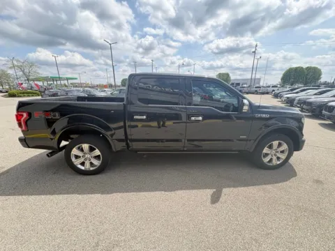 More photos of 2017 Ford F-150 Platinum at AutoGiant USA Fishers, IN