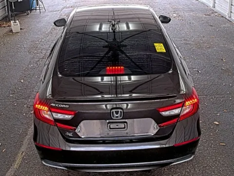 More photos of 2018 Honda Accord LX at AutoGiant USA Fishers, IN