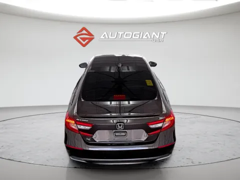 More photos of 2018 Honda Accord LX at AutoGiant USA Fishers, IN