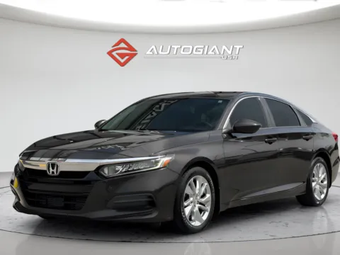 More photos of 2018 Honda Accord LX at AutoGiant USA Fishers, IN