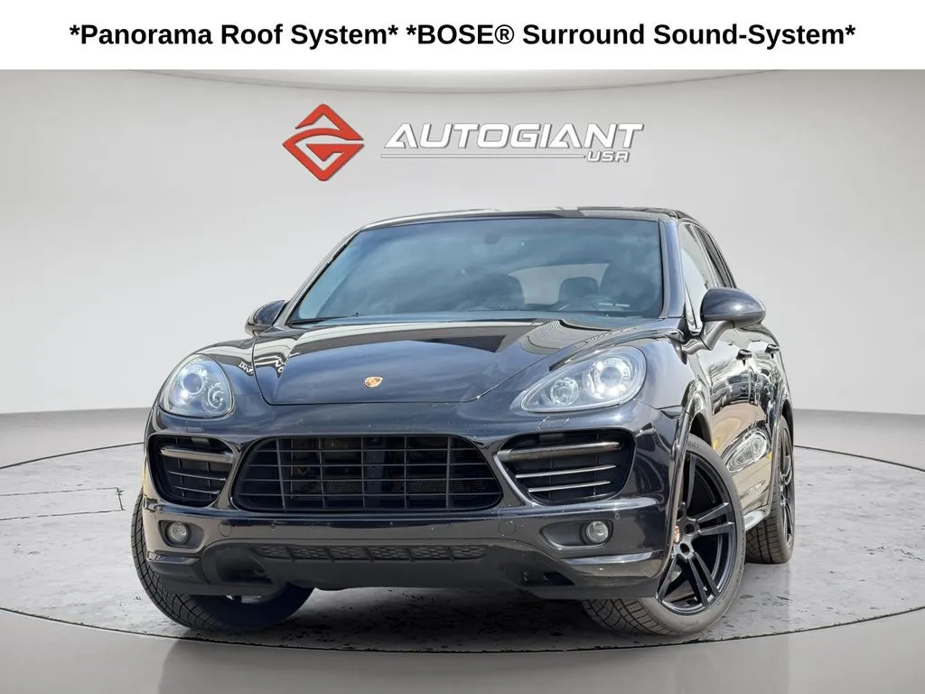 2013 Porsche Cayenne GTS's photo