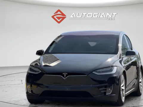 More photos of 2018 Tesla Model X P100D at AutoGiant USA Fishers, IN