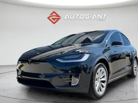 More photos of 2018 Tesla Model X P100D at AutoGiant USA Fishers, IN
