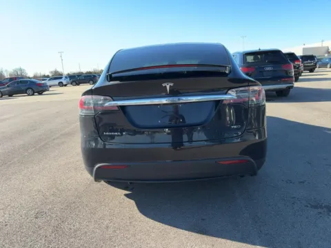 More photos of 2018 Tesla Model X P100D at AutoGiant USA Fishers, IN