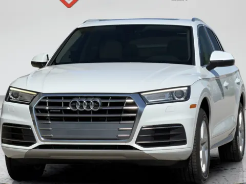 More photos of 2019 Audi Q5 2.0T Premium at AutoGiant USA Fishers, IN