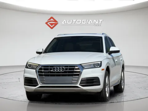 More photos of 2019 Audi Q5 2.0T Premium at AutoGiant USA Fishers, IN