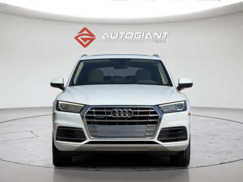 More photos of 2019 Audi Q5 2.0T Premium at AutoGiant USA Fishers, IN