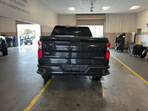 More photos of 2021 Chevrolet Silverado 1500 Custom at AutoGiant USA Fishers, IN