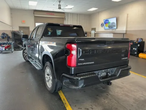 More photos of 2021 Chevrolet Silverado 1500 Custom at AutoGiant USA Fishers, IN