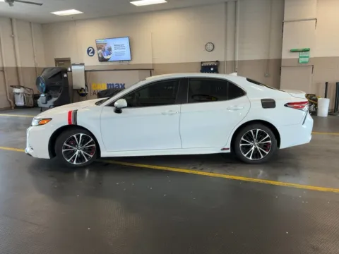 More photos of 2019 Toyota Camry SE at AutoGiant USA Fishers, IN