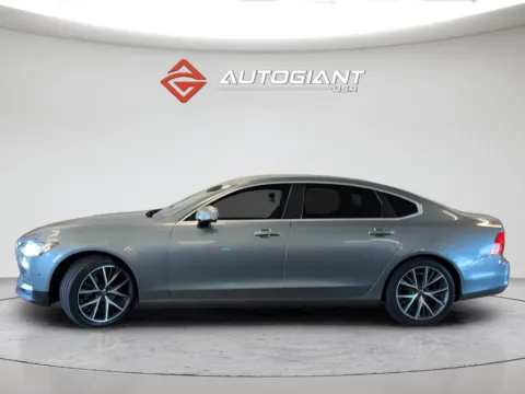 More photos of 2018 Volvo S90 T5 Momentum at AutoGiant USA Fishers, IN