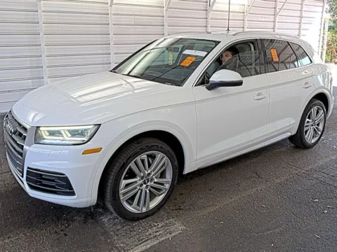 White 2018 Audi Q5 2.0T Premium Plus for sale in Fishers, IN