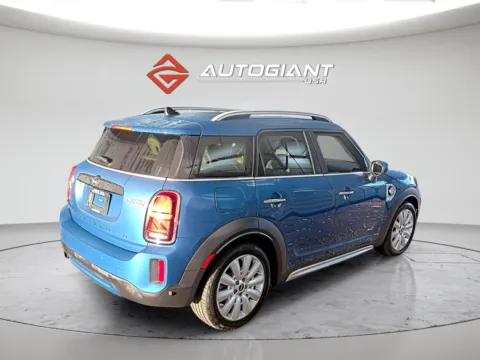 More photos of 2021 MINI Cooper Countryman Signature at AutoGiant USA Fishers, IN