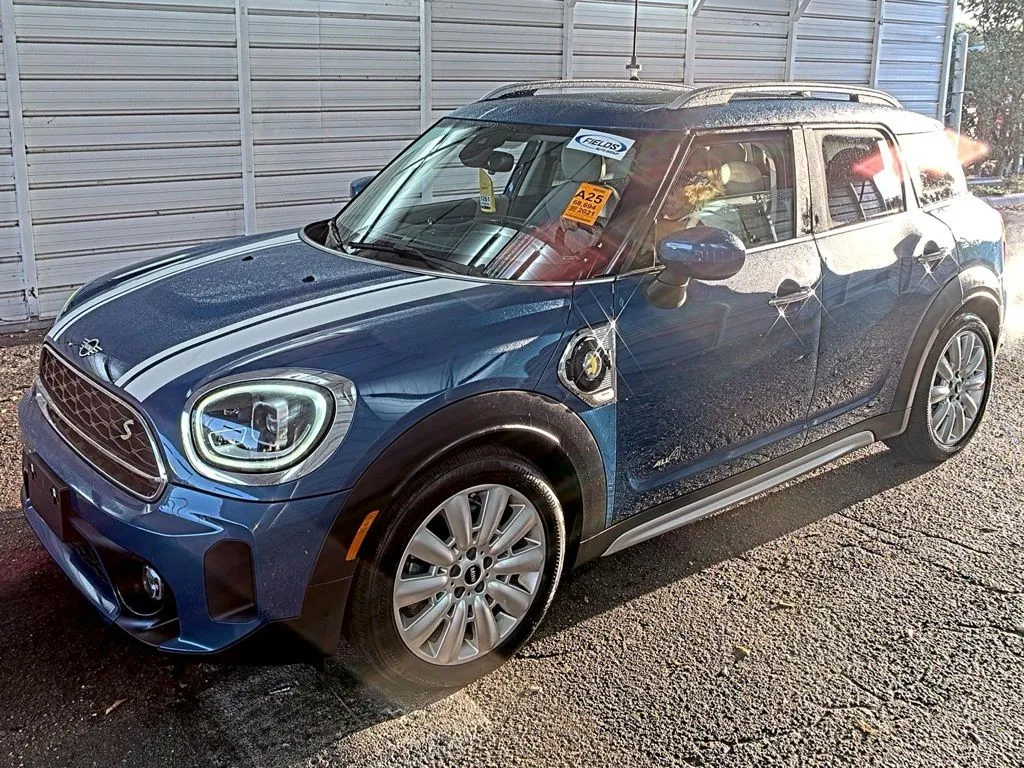 Blue 2021 MINI Cooper Countryman Signature for sale in Fishers, IN